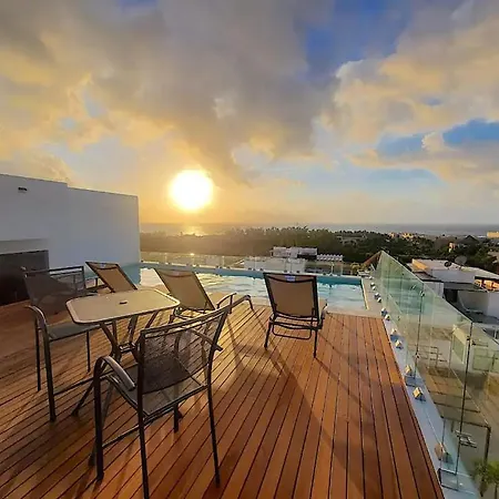 One-Bedroom Gem In Playa Del Carmen